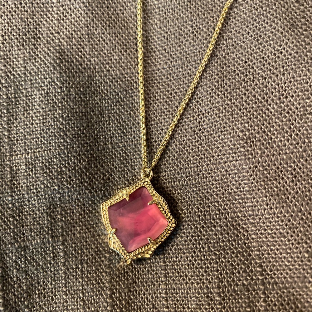 Kendra Scott Kacey necklace